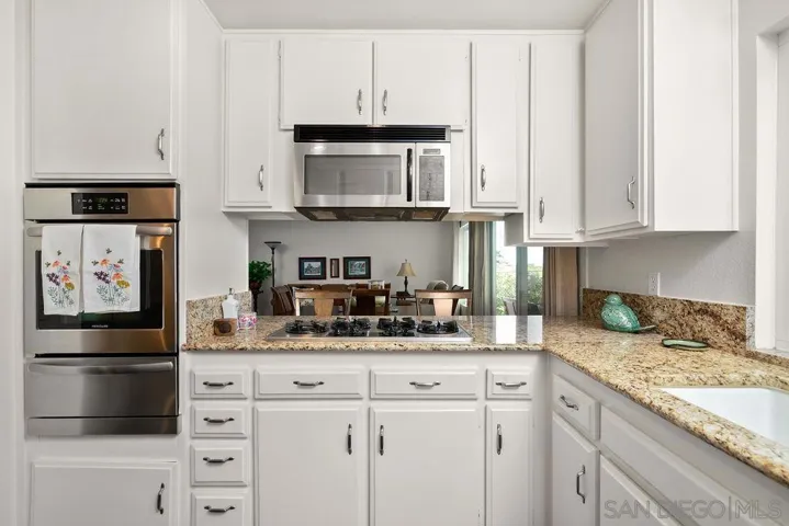4924 Avila Ave, Carlsbad, California 92008