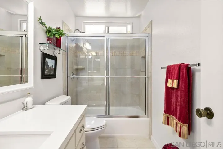 4924 Avila Ave, Carlsbad, California 92008