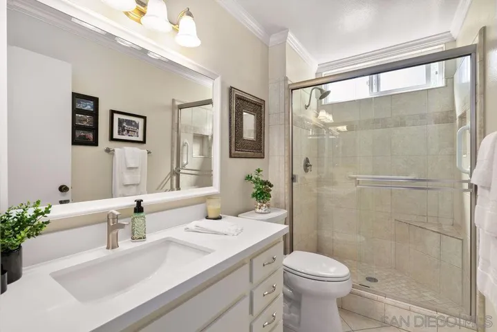 4924 Avila Ave, Carlsbad, California 92008