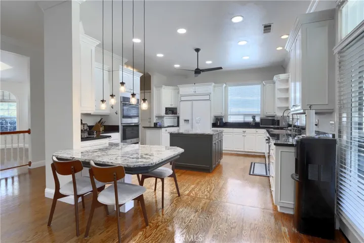 41345 Singing Hills Circle, Ahwahnee, California 93601