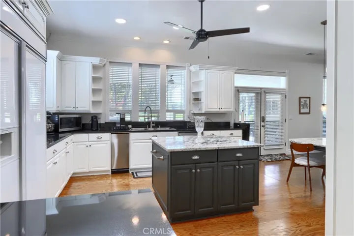 41345 Singing Hills Circle, Ahwahnee, California 93601
