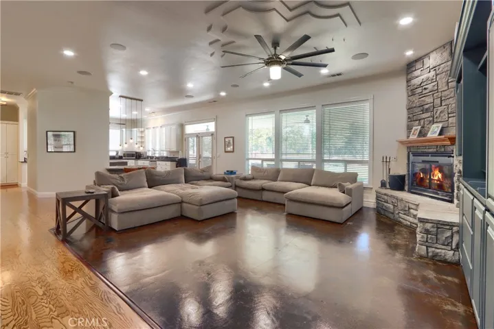 41345 Singing Hills Circle, Ahwahnee, California 93601