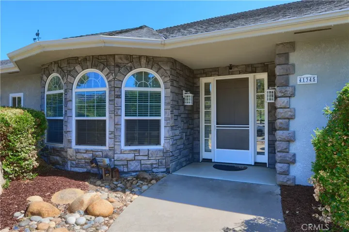 41345 Singing Hills Circle, Ahwahnee, California 93601