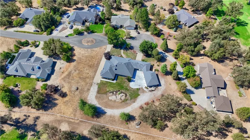 41345 Singing Hills Circle, Ahwahnee, California 93601
