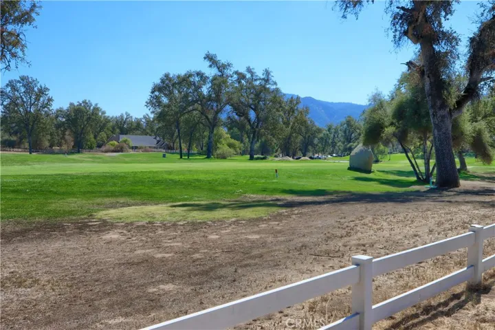 41345 Singing Hills Circle, Ahwahnee, California 93601
