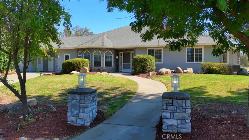 41345 Singing Hills Circle, Ahwahnee, California 93601