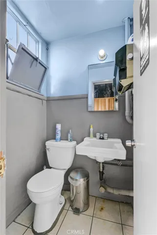 8709 8709 Firestone, Downey, California 90241