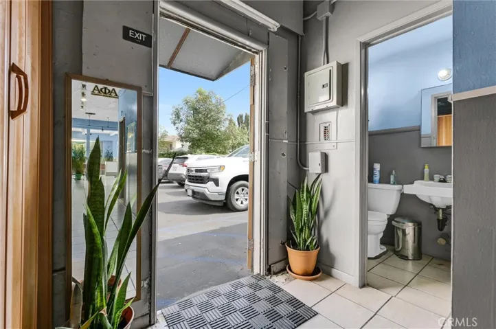 8709 8709 Firestone, Downey, California 90241
