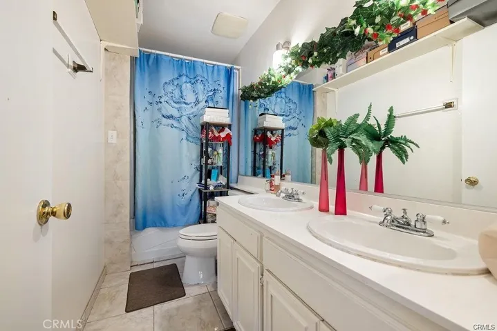 14520 Plummer St. 21, Panorama City, California 91402
