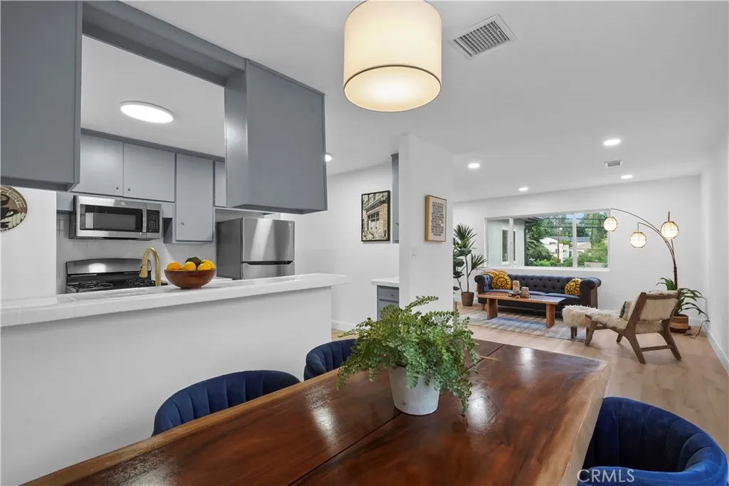 925 El Paso Drive, Highland Park, California 90042 home-pic-7