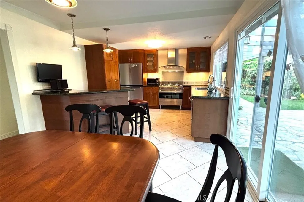 719 Cobb Avenue, Placentia, California 92870 home-pic-7