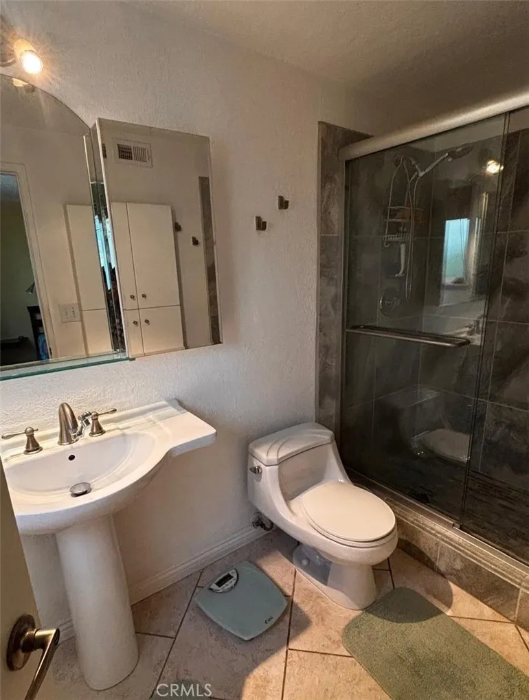 719 Cobb Avenue, Placentia, California 92870 home-pic-17
