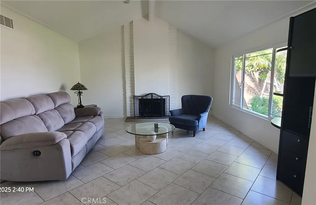 719 Cobb Avenue, Placentia, California 92870 home-pic-3