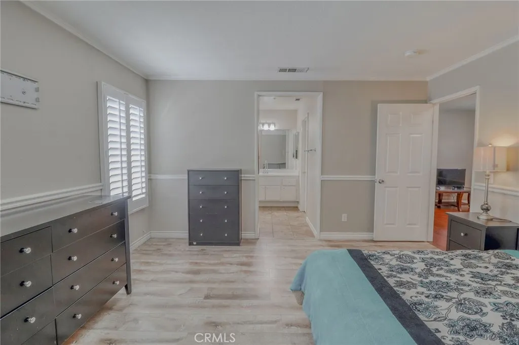 6756 Earhart Avenue, Fontana, California 92336 home-pic-28