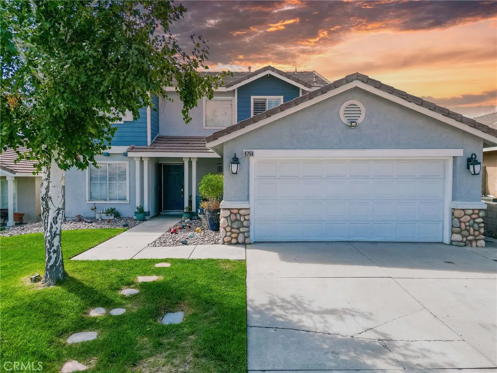 6756 Earhart Avenue, Fontana, California 92336 home-pic-2