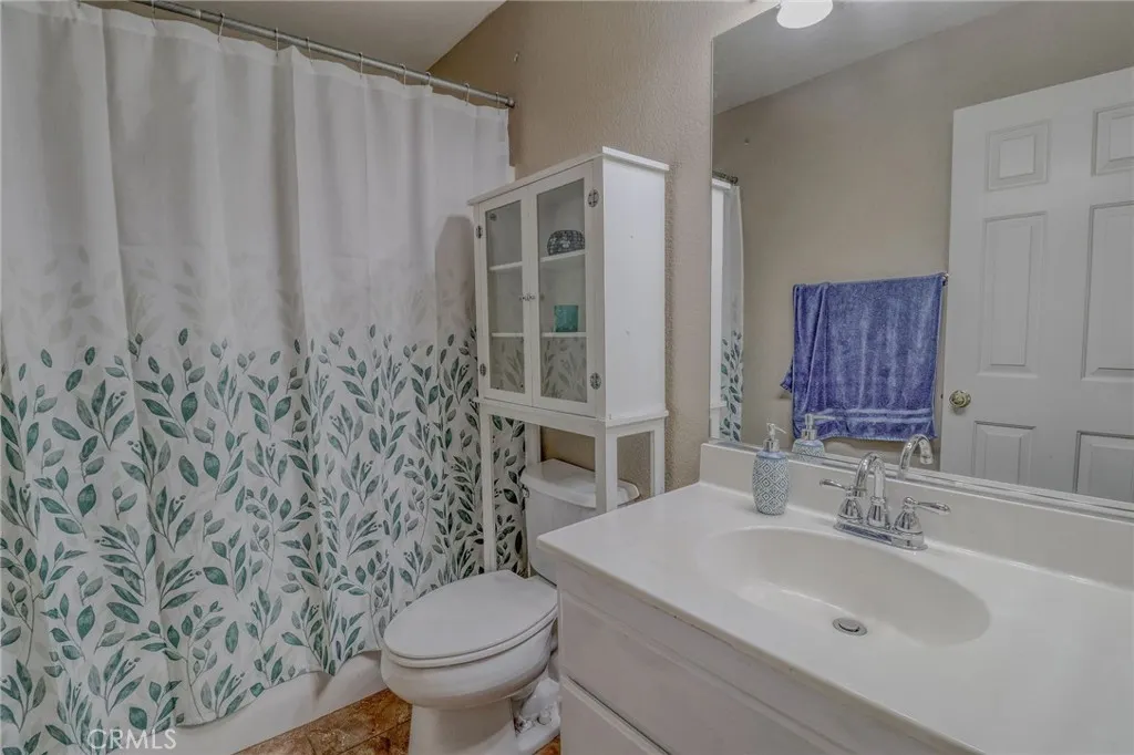 6756 Earhart Avenue, Fontana, California 92336 home-pic-31