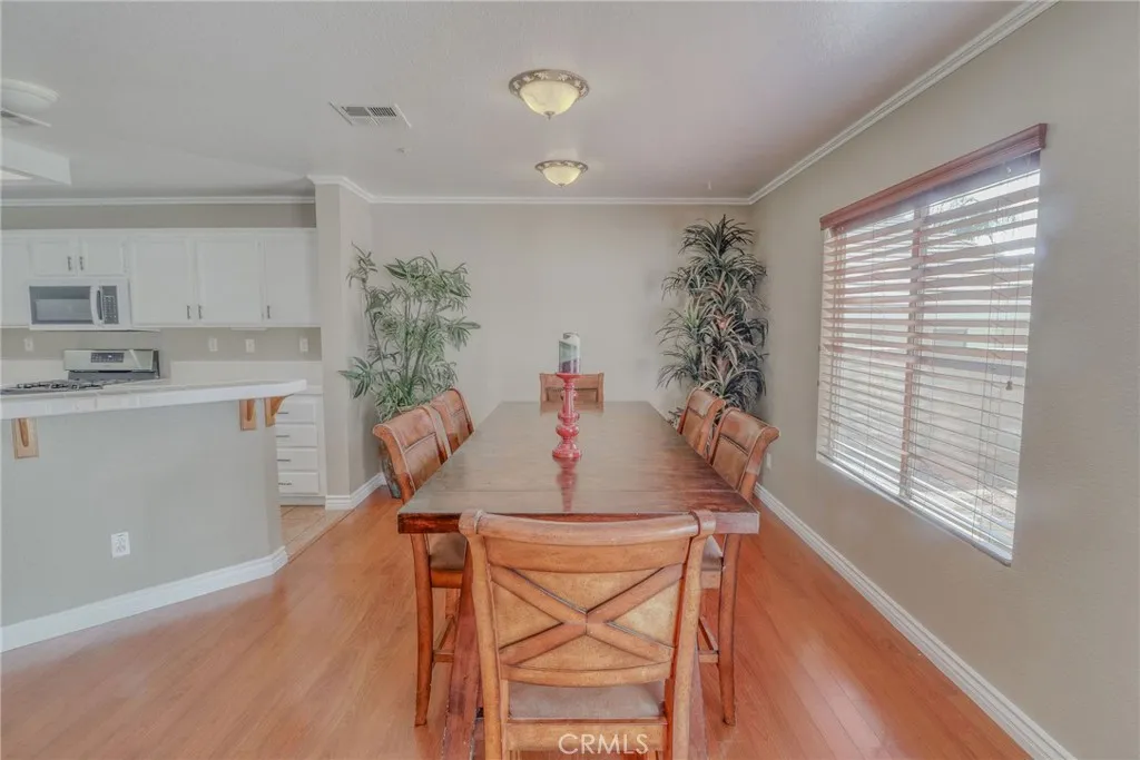 6756 Earhart Avenue, Fontana, California 92336 home-pic-16