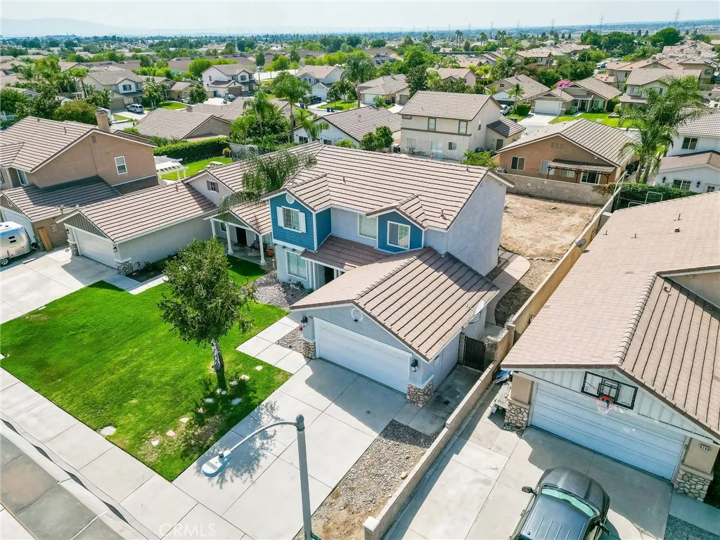 6756 Earhart Avenue, Fontana, California 92336 home-pic-38