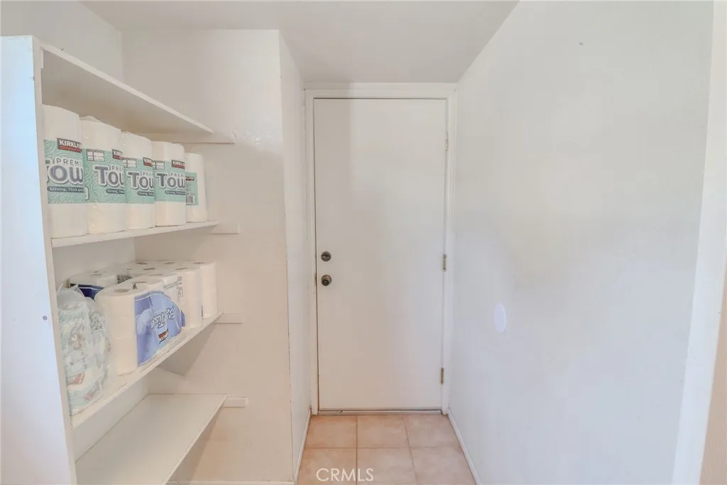 6756 Earhart Avenue, Fontana, California 92336 home-pic-21