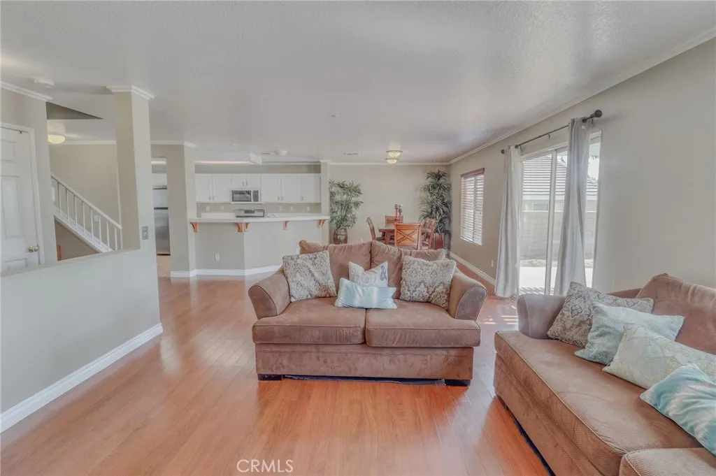 6756 Earhart Avenue, Fontana, California 92336 home-pic-18