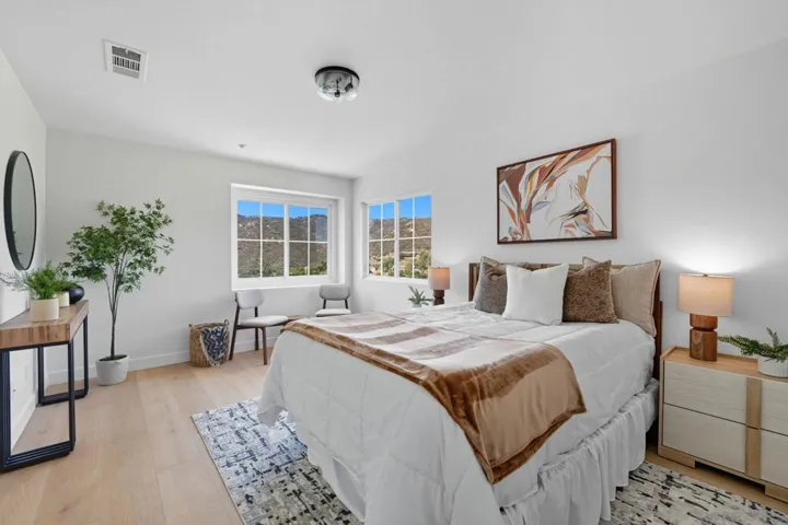860 Renfro Way, El Cajon, California 92019