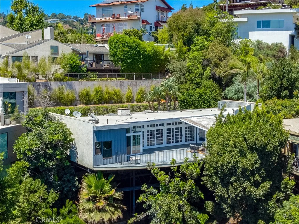 9400 Sierra Mar Drive, Los Angeles, California 90069 home-pic-9