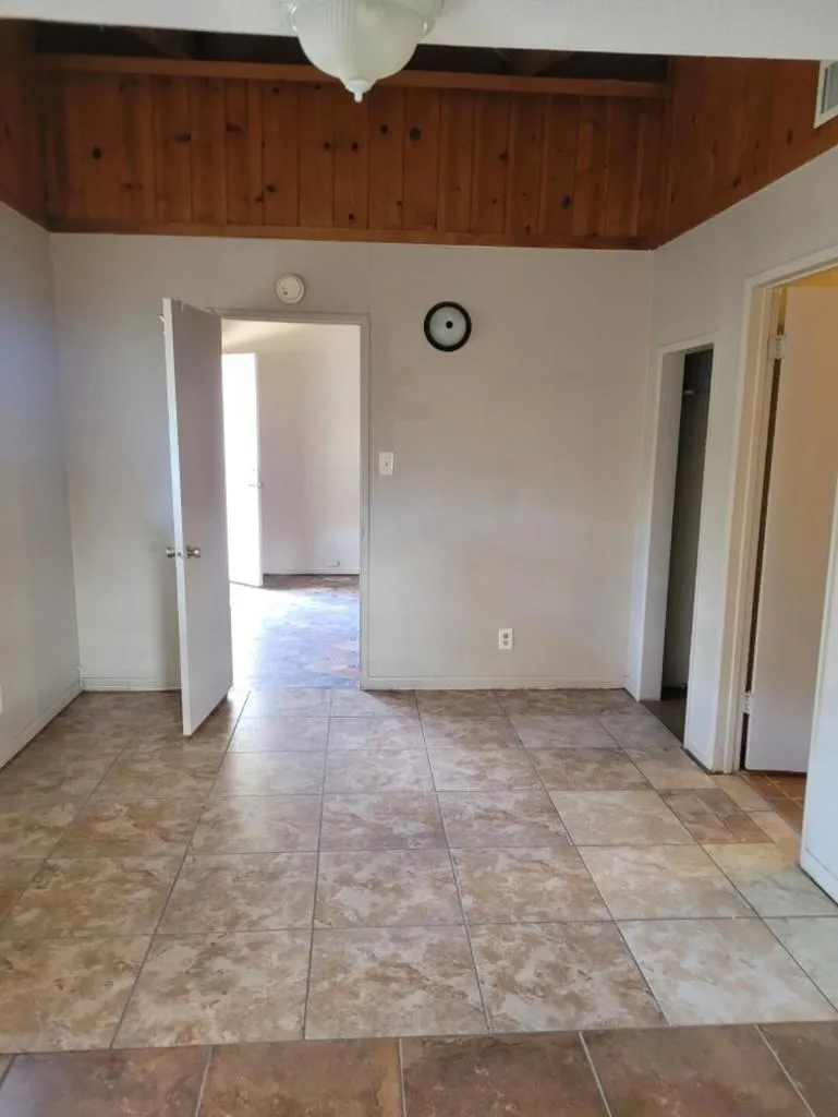 11022 West Drive, Morongo Valley, California 92256 home-pic-23