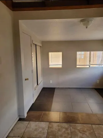 Screenshot_20250213_182406_Messages