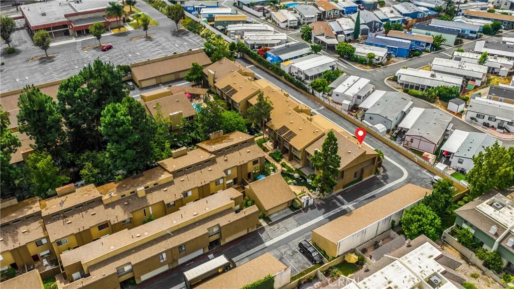 1675 W Lambert Road 22, La Habra, California 90631 home-pic-27