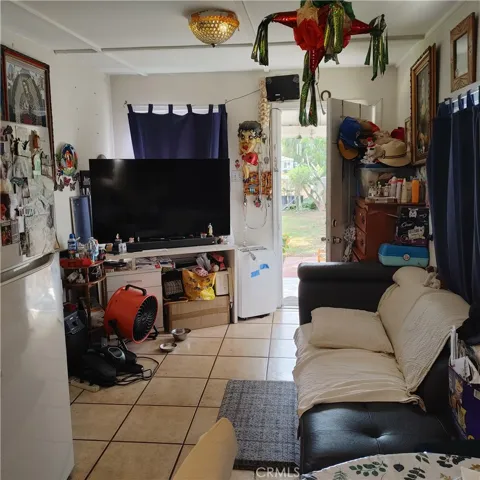 4013 living room