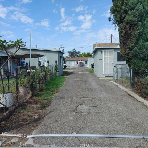 front gated driveway
