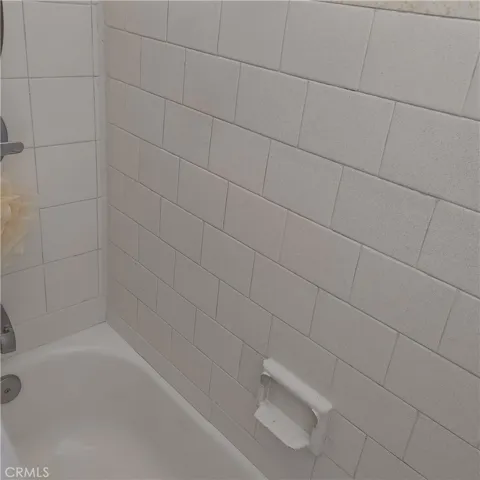 4015 bath 2