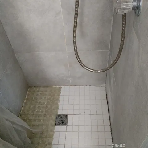 4013-1/2 shower