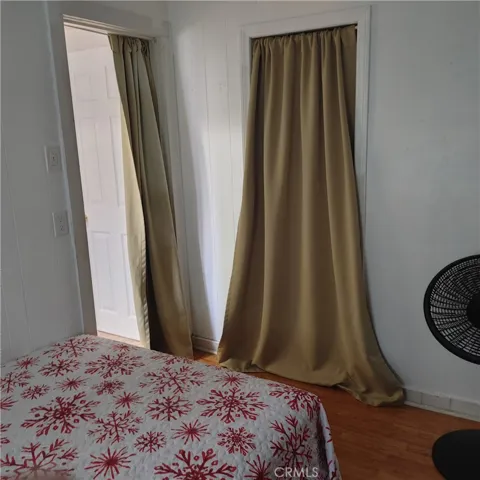 4017  bedroom