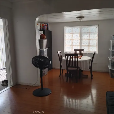 4017 dining room