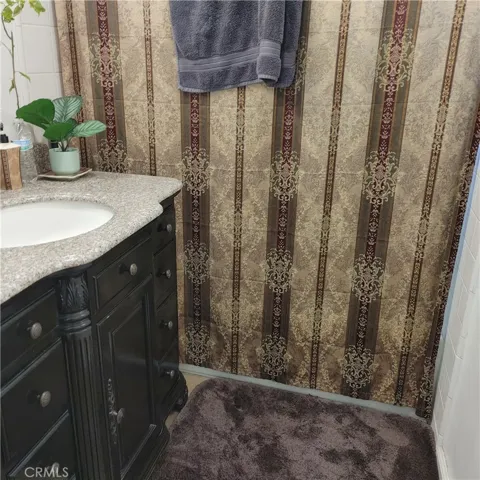 4015 bath 2