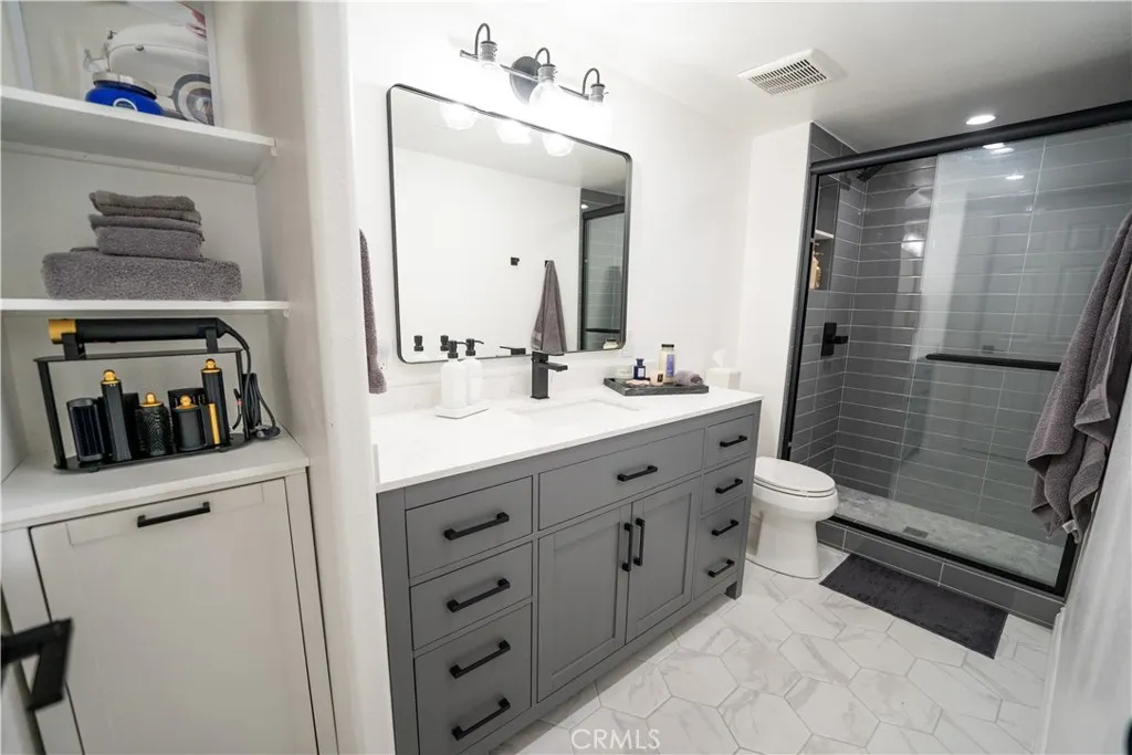 5 Sand Dollar Court 16, Newport Beach, California 92663 home-pic-15