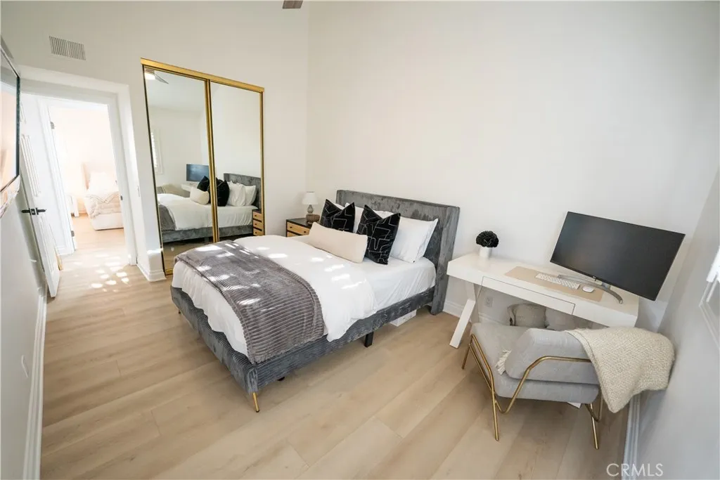 5 Sand Dollar Court 16, Newport Beach, California 92663 home-pic-14
