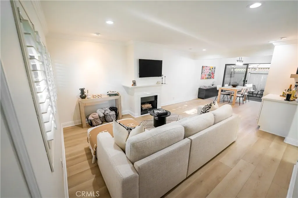 5 Sand Dollar Court 16, Newport Beach, California 92663 home-pic-10