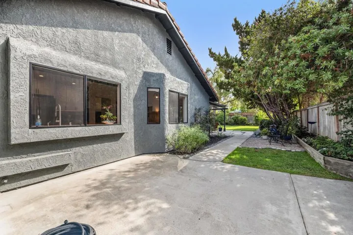 2679 Vancouver Street, Carlsbad, California 92010