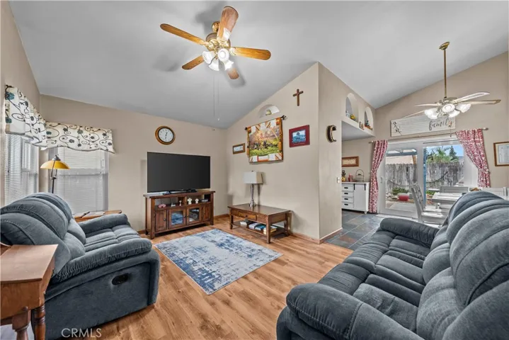 13995 Ranchero Dr, Fontana, California 92337