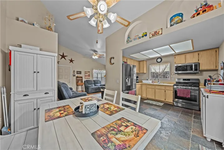 13995 Ranchero Dr, Fontana, California 92337