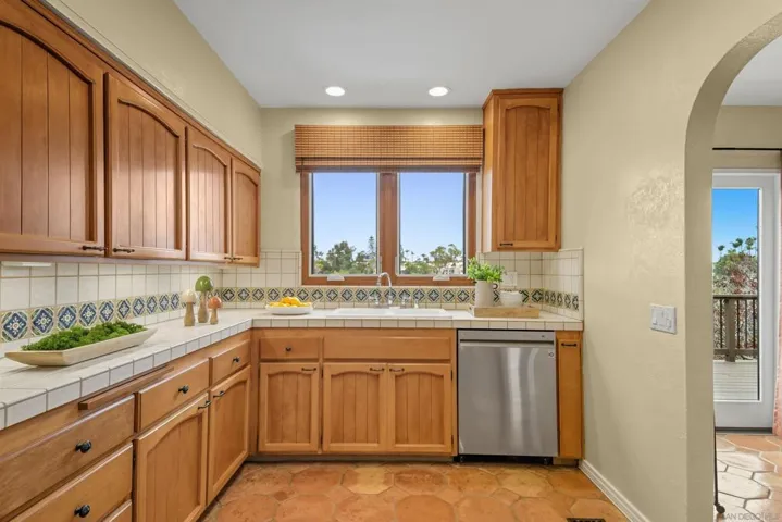 4576 44th Street, San Diego, California 92115