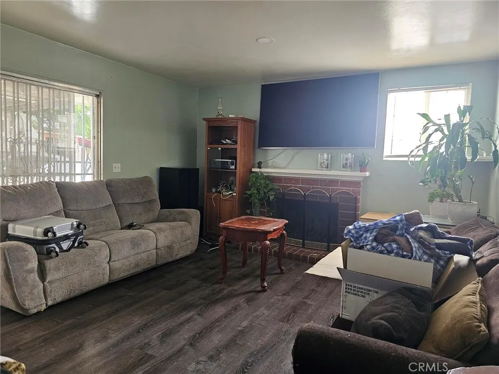 12036 Street Jouett Street, Sylmar, California 91342 home-pic-4