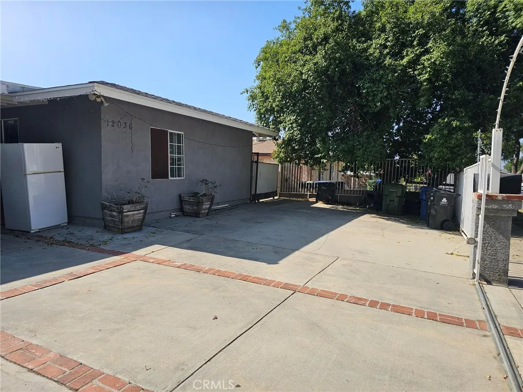 12036 Street Jouett Street, Sylmar, California 91342 home-pic-13