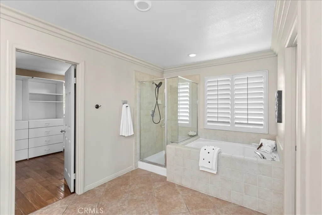 693 John Drive, Corona, California 92879 home-pic-24