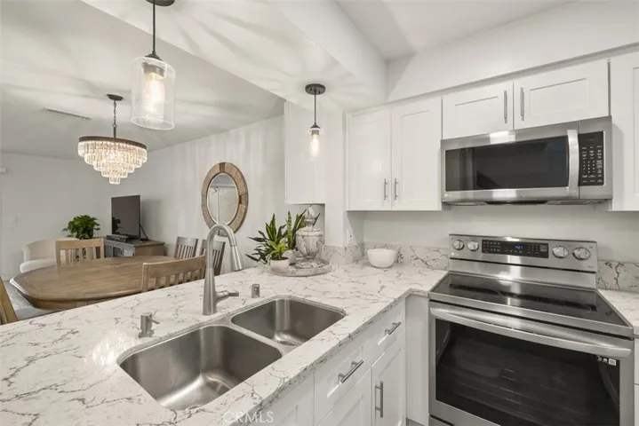 762 Tuolumne Avenue, Thousand Oaks, California 91360