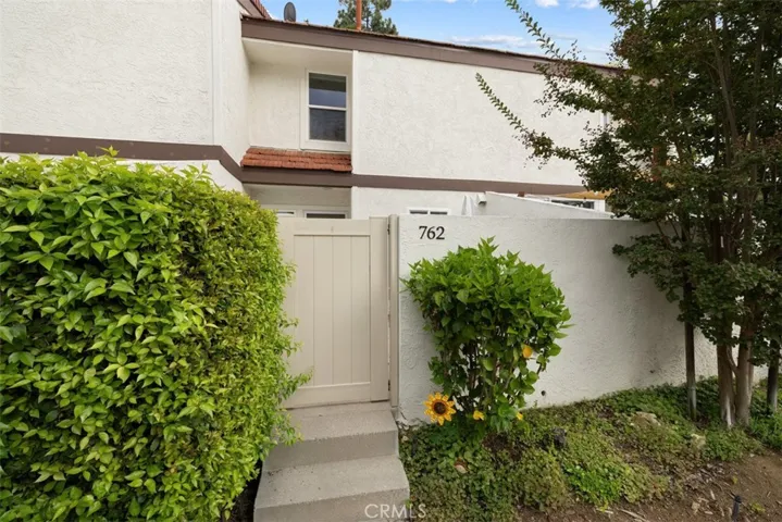 762 Tuolumne Avenue, Thousand Oaks, California 91360