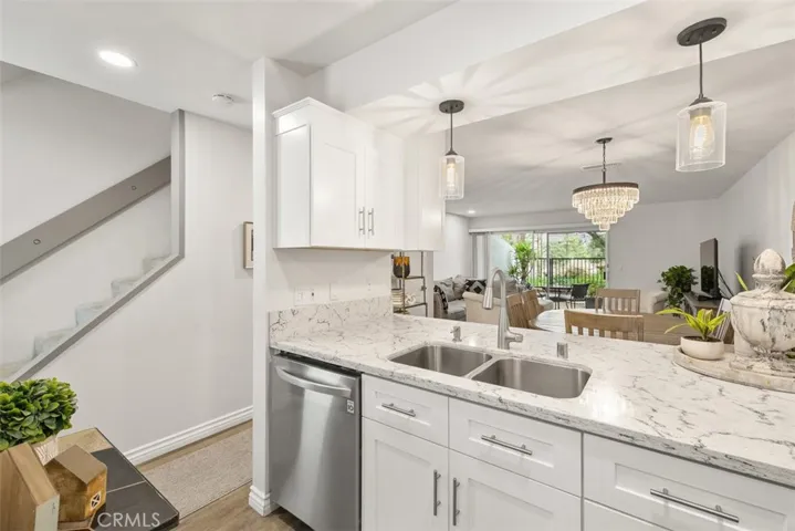 762 Tuolumne Avenue, Thousand Oaks, California 91360