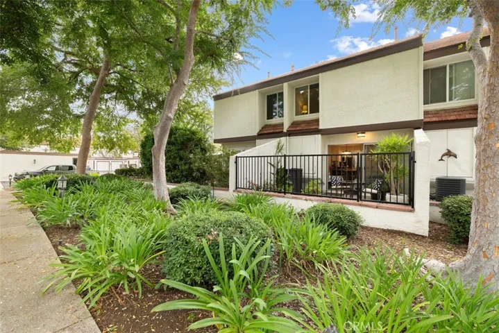 762 Tuolumne Avenue, Thousand Oaks, California 91360